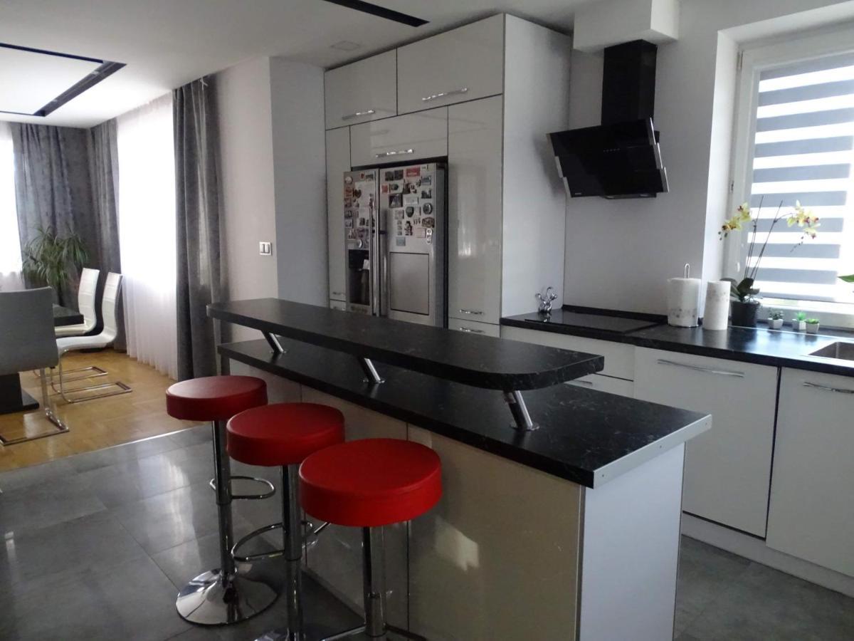 Villa Sanriver بشيميش المظهر الخارجي الصورة